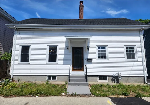 Homes for sale in Providence, RI | 20 Vanderwater St, Providence, RI 02908 | MLS# 1409687