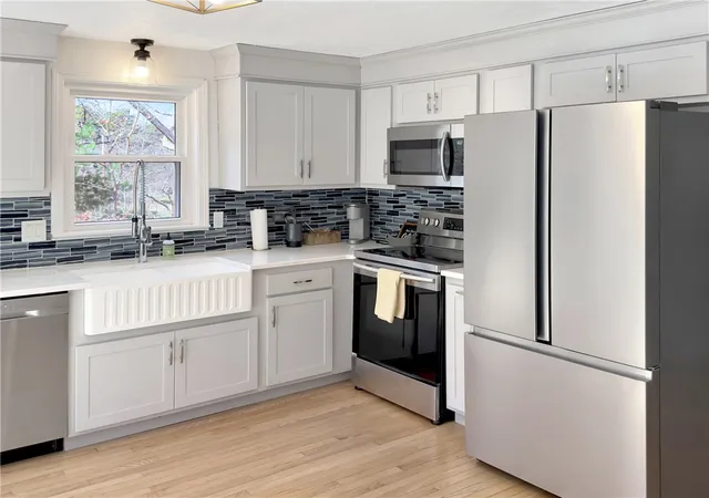 Homes for sale in Charlestown, RI | 89 Narrow Ln, Charlestown, RI 02813 | MLS# 1409810