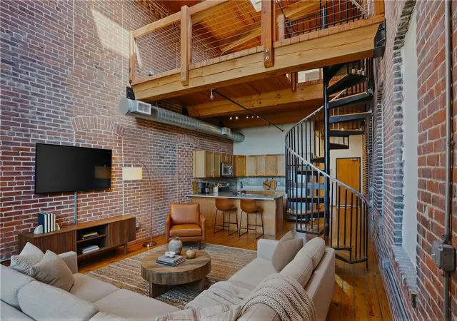 Homes for sale in Providence, RI | 407 Pine St #303, Providence, RI 02903 | MLS# 1409839