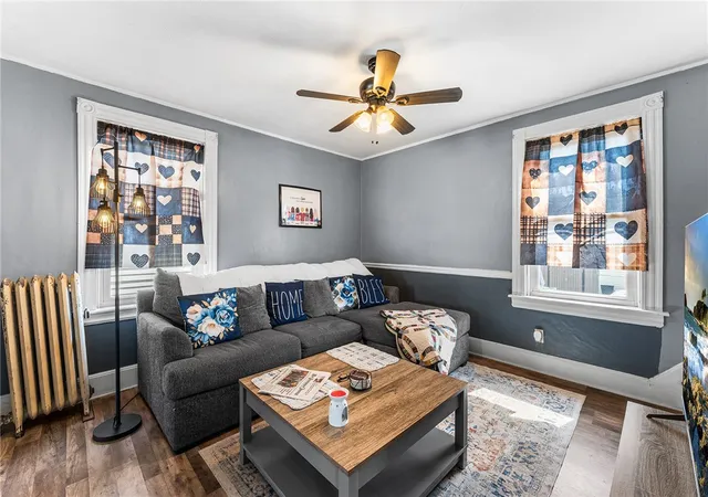 Homes for sale in East Providence, RI | 95 Ivy St, East Providence, RI 02914 | MLS# 1407133