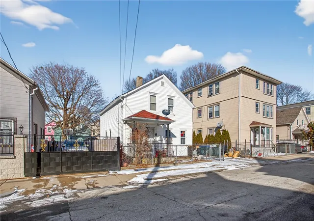 Photo 4 of Sale Pending at 31 Sassafras St, Providence, RI 02907 | MLS# 1410263 | Listing updated on 2026-06-18