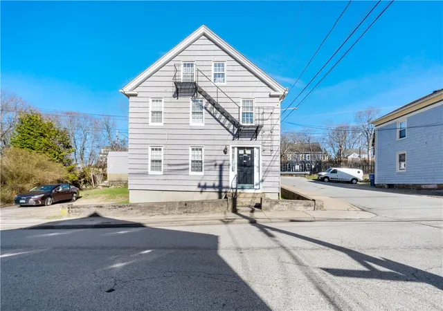 Homes for sale in East Greenwich, RI | 134 Duke St, East Greenwich, RI 02818 | MLS# 1410266