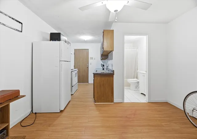 Homes for sale in North Providence, RI | 420 Woodward Rd #5, North Providence, RI 02904 | MLS# 1410093