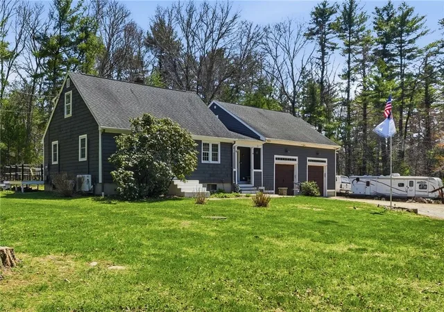 3rd image of 6 Highland Trl, Richmond, RI 02832 | MLS# 1410156