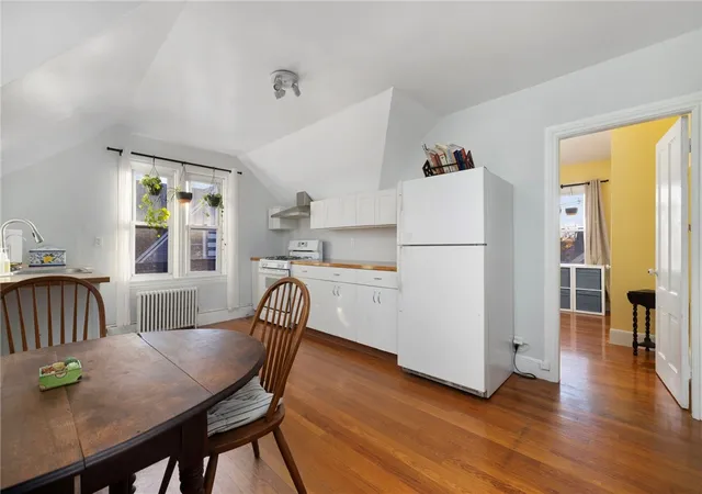 3rd image of 377 Hope St #3, Providence, RI 02906 | MLS# 1410302