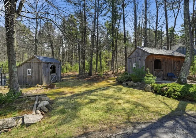 Homes for sale in West Greenwich, RI | 564 Hopkins Hill Rd, West Greenwich, RI 02817 | MLS# 1410351
