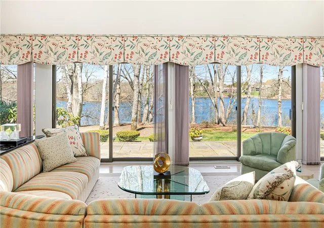 5th image of 125 Woodruff Ave, Narragansett, RI 02882 | MLS# 1410393