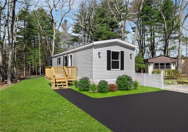 Homes for sale in Coventry, RI | 7 Hidea Wy, Coventry, RI 02816 | MLS# 1410536
