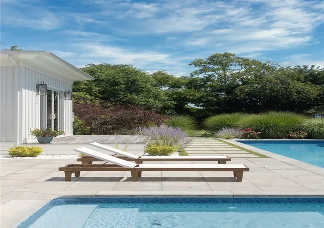 Photo 2 of Mansion for sale at 99 Meadowlark Ln, Portsmouth, RI 02871 | MLS# 1410616 | Listing updated on 2026-09-28