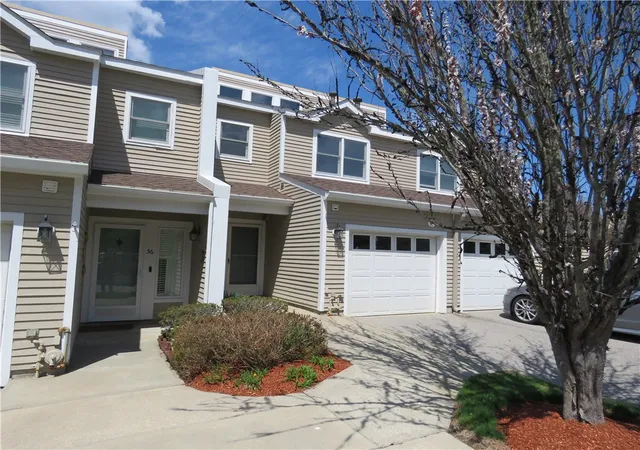 Homes for sale in Portsmouth, RI | 57 Lawton Brook Ln #57, Portsmouth, RI 02871 | MLS# 1410775