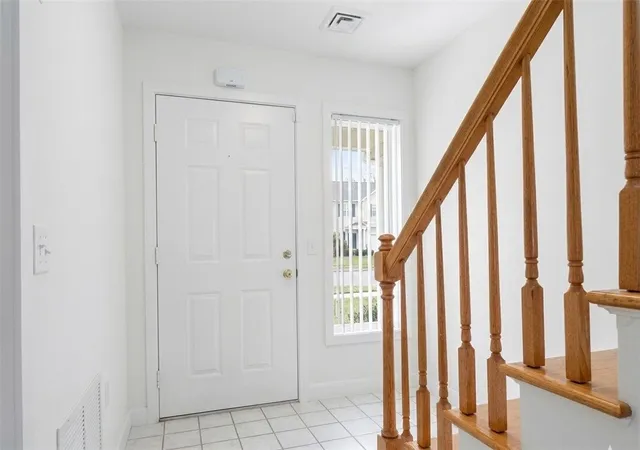 Homes for sale in Portsmouth, RI | 57 Lawton Brook Ln #57, Portsmouth, RI 02871 | MLS# 1410775