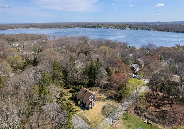 Homes for sale in Bristol, RI | 21 Smith St, Bristol, RI 02809 | MLS# 1410595
