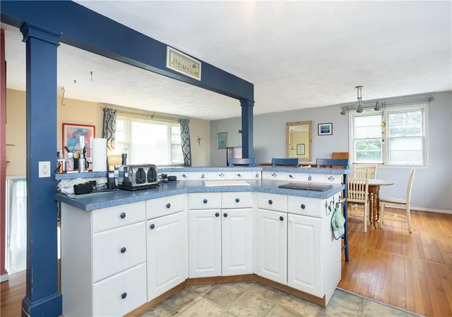Homes for sale in Middletown, RI | 37 Squantum Dr, Middletown, RI 02842 | MLS# 1409759