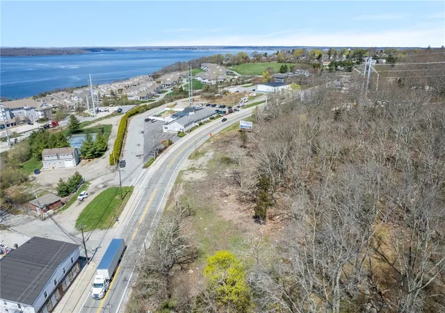Homes for sale in Tiverton, RI | 994 Main Rd, Tiverton, RI 02878 | MLS# 1410837