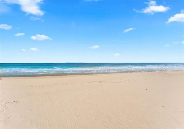 5th image of 76 Green Hill Ocean Dr, Wakefield, RI 02879 | MLS# 1410889