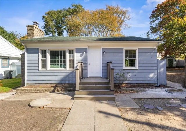 Homes for sale in Jamestown, RI | 400 Schooner Ave, Jamestown, RI 02835 | MLS# 1410913