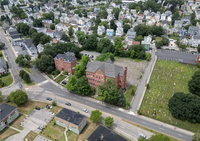 4th image of 163 George St, Pawtucket, RI 02860 | MLS# 1409825