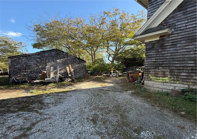 Homes for sale in Little Compton, RI | 536 West Main Rd, Little Compton, RI 02837 | MLS# 1411133