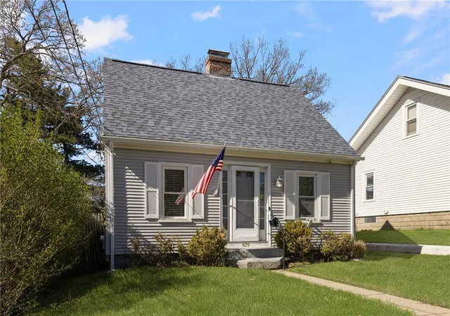 Homes for sale in Cranston, RI | 131 Blackamore Ave, Cranston, RI 02910 | MLS# 1411180