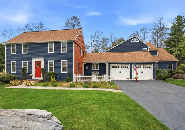 Homes for sale in North Kingstown, RI | 230 Briarbrook Dr, North Kingstown, RI 02852 | MLS# 1410936