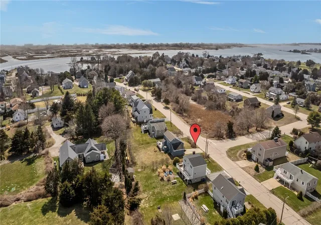 Homes for sale in Westerly, RI | 17 Clifford Dr, Westerly, RI 02891 | MLS# 1411252