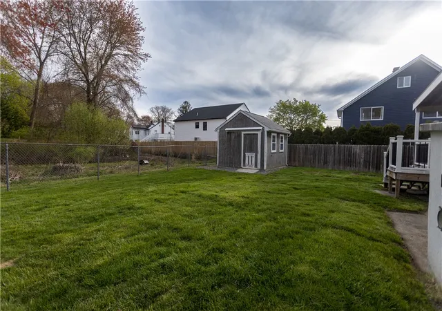 Homes for sale in Warwick, RI | 20 West View St, Warwick, RI 02889 | MLS# 1411415