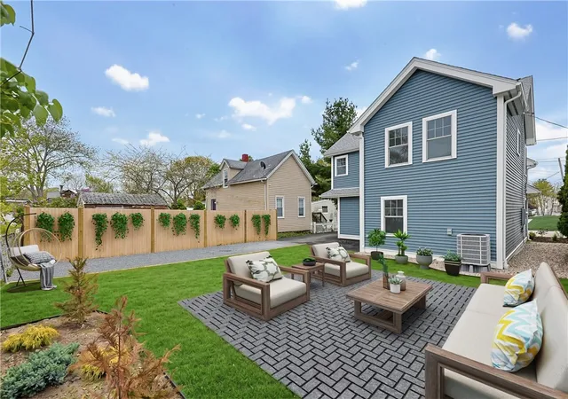48th image of 33 Jefferson Ave, East Providence, RI 02915 | MLS# 1399234