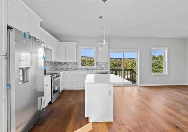 Homes for sale in West Warwick, RI | 99 Ayda Rose Ave, West Warwick, RI 02893 | MLS# 1411527