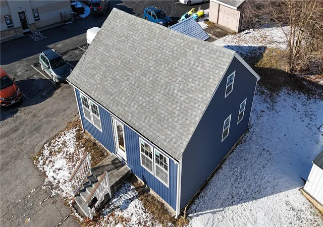 Homes for sale in Lincoln, RI | 148 Front St, Lincoln, RI 02865 | MLS# 1411539