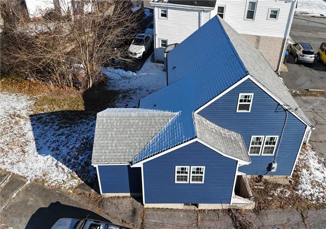 Homes for sale in Lincoln, RI | 148 Front St, Lincoln, RI 02865 | MLS# 1411539