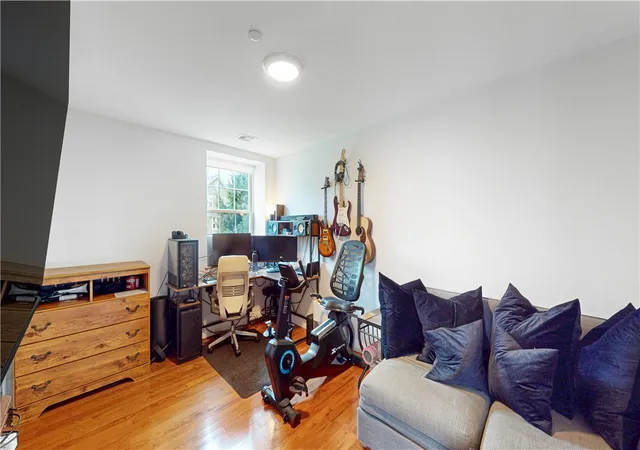 Homes for sale in Providence, RI | 7 Mount Hope Ave #202, Providence, RI 02906 | MLS# 1411531