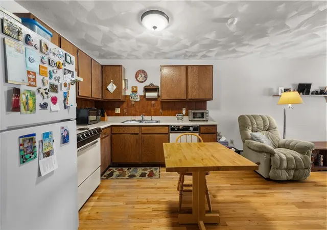 4th image of 569 Smithfield Rd #24, North Providence, RI 02904 | MLS# 1411295