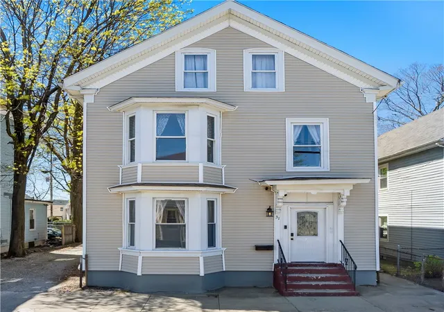 Homes for sale in Providence, RI | 31 Gilmore St, Providence, RI 02907 | MLS# 1411713