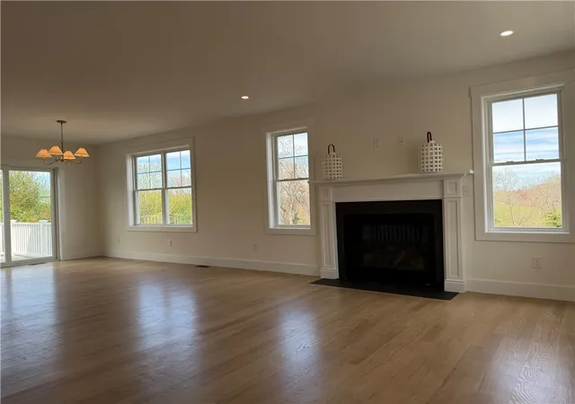 3rd image of 27 Massasoit Ave, Bristol, RI 02809 | MLS# 1411751