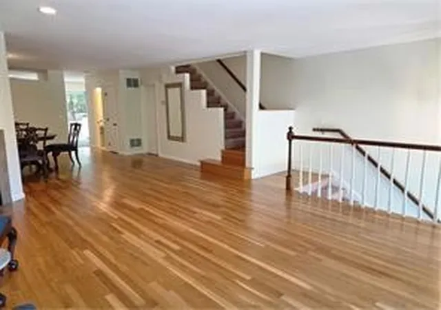 5th image of 203 Dean Ridge Ct, Cranston, RI 02920 | MLS# 1411733