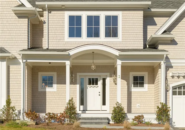 5th image of 3 Knowlton Ct, Bristol, RI 02809 | MLS# 1411725