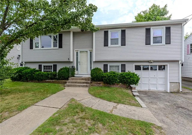 Homes for sale in North Providence, RI | 5 Standish Ave, North Providence, RI 02911 | MLS# 1411676