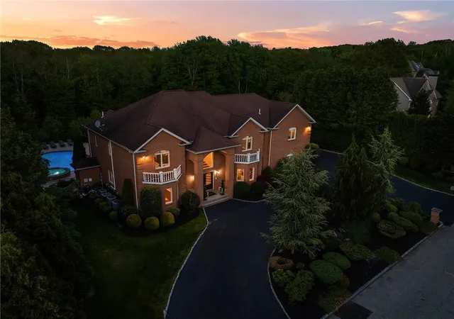 46th image of 20 Red Brook Xing, Lincoln, RI 02865 | MLS# 1411756
