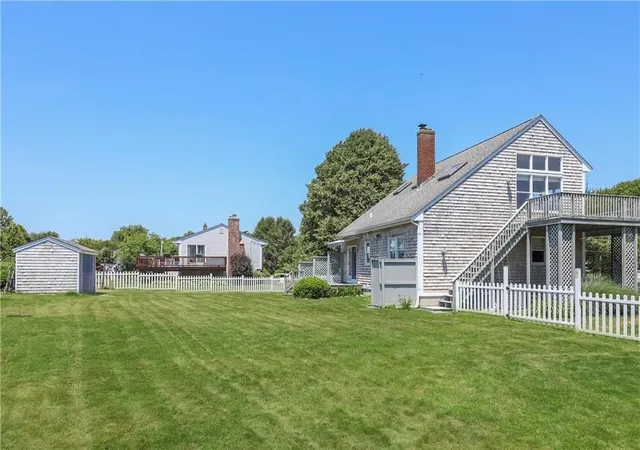 Photo 4 of Single family home for sale at 35 Wild Cherry Dr, Little Compton, RI 02837 | MLS# 1410148 | Listing updated on 2026-08-05
