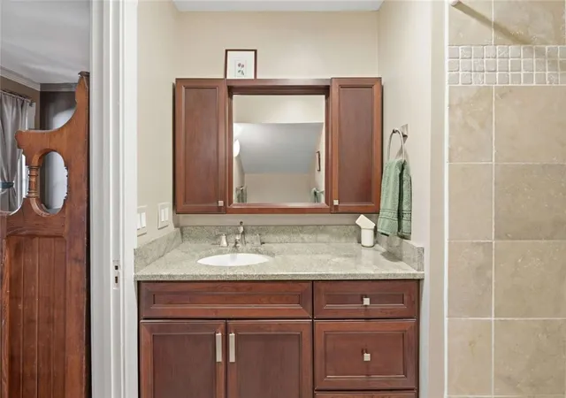 20th image of 6 Howe Ave #8, Newport, RI 02840 | MLS# 1411981