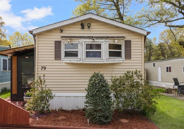 Homes for sale in North Kingstown, RI | 6101 Post Rd, North Kingstown, RI 02852 | MLS# 1412011