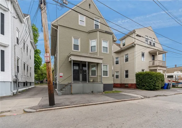 Photo 3 of Sale Pending at 58 W Friendship St, Providence, RI 02907 | MLS# 1412031 | Listing updated on 2026-08-27
