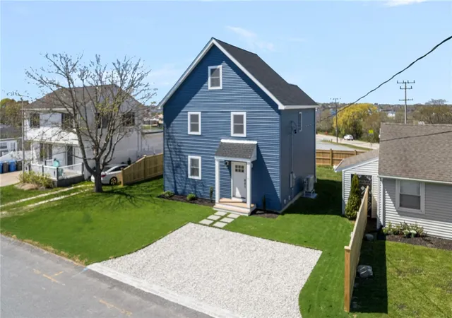 1st image of 11 Gunning Ct, Middletown, RI 02842 | MLS# 1412025