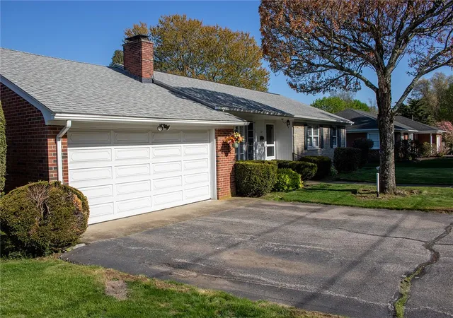 3rd image of 23 Di Ponte Dr, Johnston, RI 02919 | MLS# 1412080