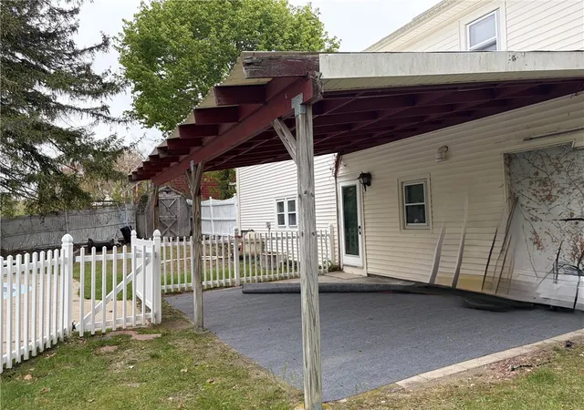Photo 3 of Single family home for sale at 178 Hilton Rd, Warwick, RI 02889 | MLS# 1412032 | Listing updated on 2026-07-29