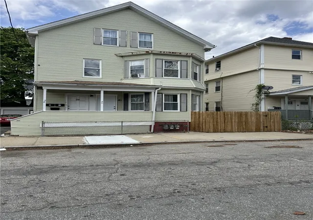 Homes for sale in Providence, RI | 38 Harvest St, Providence, RI 02908 | MLS# 1412065