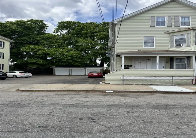 Homes for sale in Providence, RI | 38 Harvest St, Providence, RI 02908 | MLS# 1412065