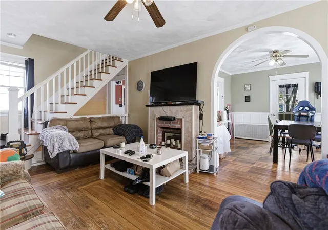 2nd image of 87 Elder St, Pawtucket, RI 02860 | MLS# 1412132