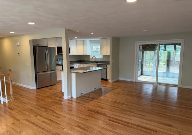 2nd image of 71 Jerry Ln, North Kingstown, RI 02852 | MLS# 1412171