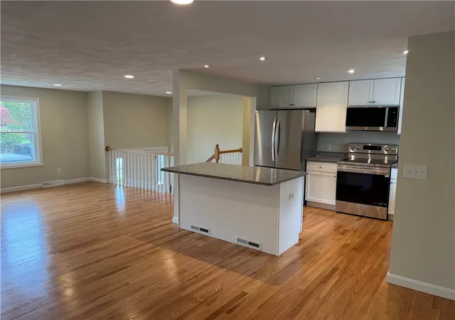 Photo 3 of Sale Pending at 71 Jerry Ln, North Kingstown, RI 02852 | MLS# 1412171 | Listing updated on 2026-07-28